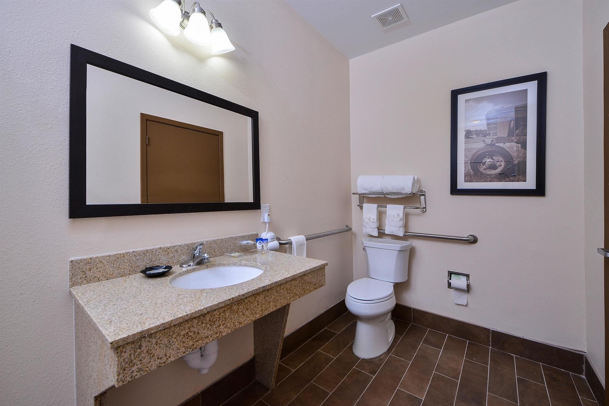 Americas Best Value Inn & Suites Cuero Экстерьер фото
