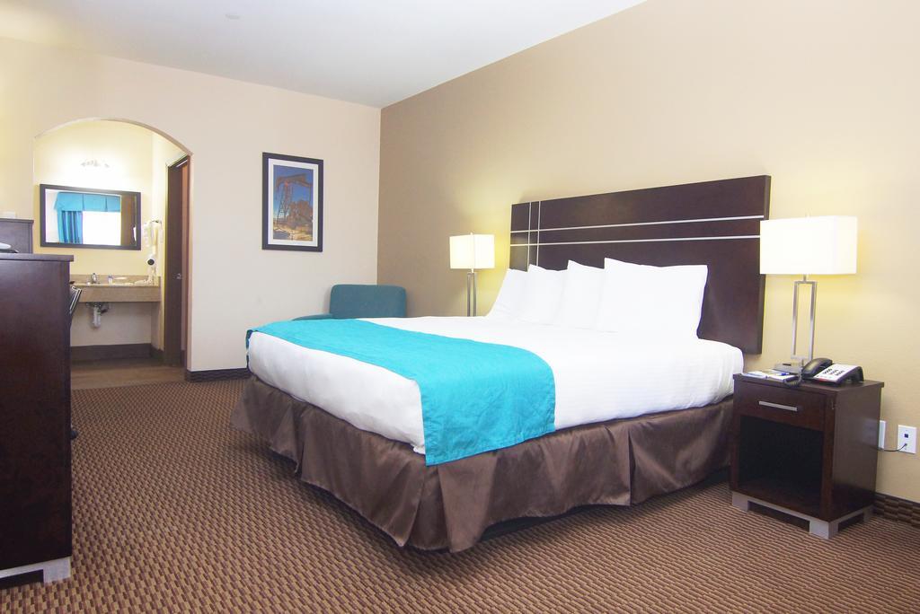Americas Best Value Inn & Suites Cuero Номер фото