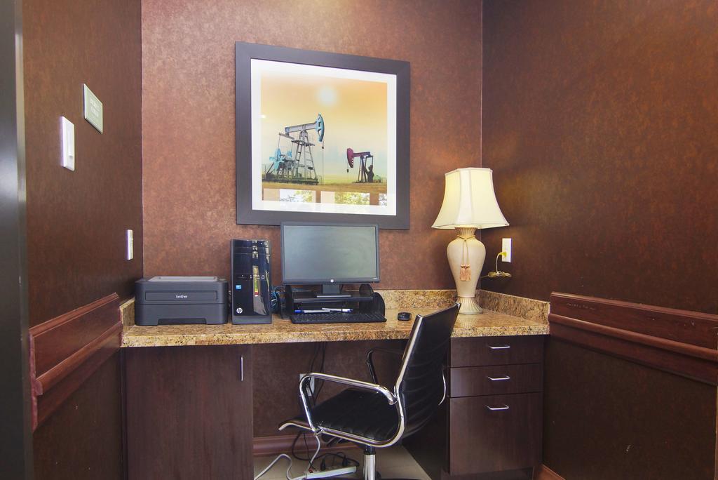 Americas Best Value Inn & Suites Cuero Экстерьер фото